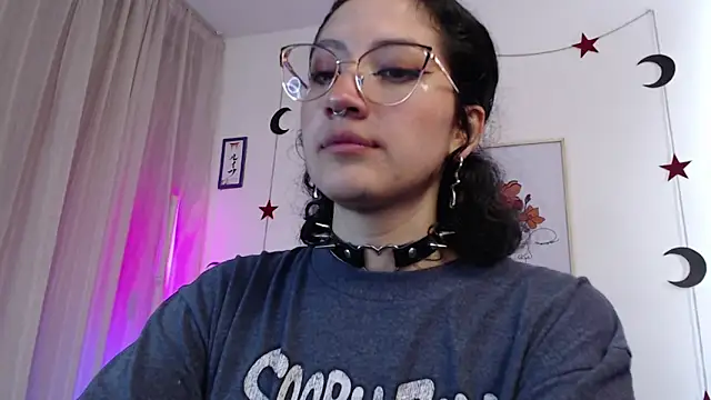Snapshot of Tanya_WorldBondage chatting on February 2025 01:40:01 PM Tanya WorldBondage online show from February 2025 01:40:01 PM