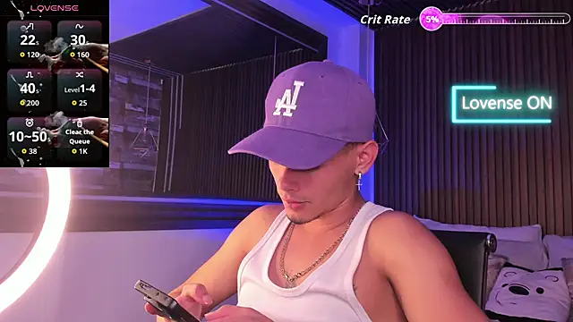 Snapshot of _white_fox_1 chatting on September 2025 08:36:01 PM white fox 1 online show from September 2025 08:36:01 PM