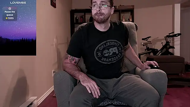 JayXCee Official online show from November 2025 02:09:01 AM