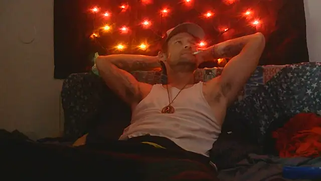 Snapshot of SoloMan2023 chatting on September 2025 11:51:02 PM SoloMan2023 online show from September 2025 11:51:02 PM