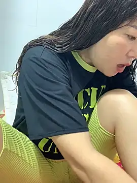 Snapshot of Baby-bigtits chatting on February 2025 09:53:02 AM Baby-bigtits online show from February 2025 09:53:02 AM