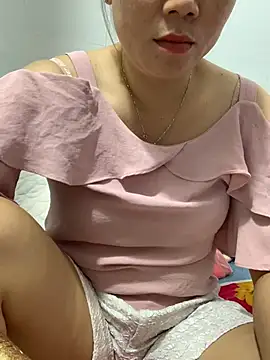 Snapshot of Baby-bigtits chatting on February 2025 09:53:02 AM Baby-bigtits online show from February 2025 09:53:02 AM