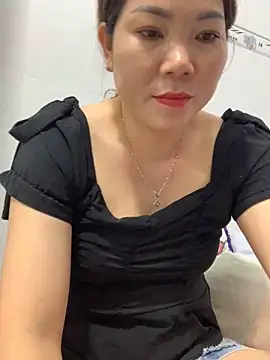 Snapshot of Baby-bigtits chatting on February 2025 02:00:01 PM Baby-bigtits online show from February 2025 02:00:01 PM