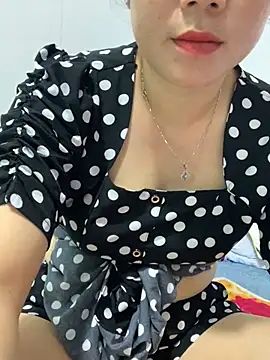 Snapshot of Baby-bigtits chatting on March 2025 03:33:01 AM Baby-bigtits online show from March 2025 03:33:01 AM