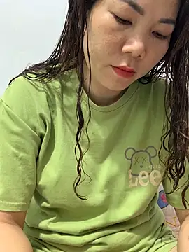 Snapshot of Baby-bigtits chatting on March 2025 12:00:01 PM Baby-bigtits online show from March 2025 12:00:01 PM