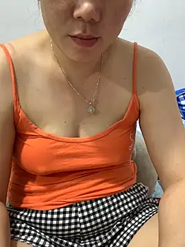 Baby-bigtits online show from November 2025 12:13:01 PM