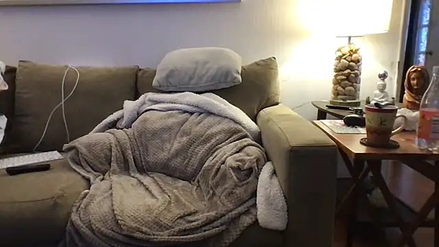 Snapshot of Rock_Pierce chatting on September 2025 07:17:02 PM Rock Pierce online show from September 2025 07:17:02 PM