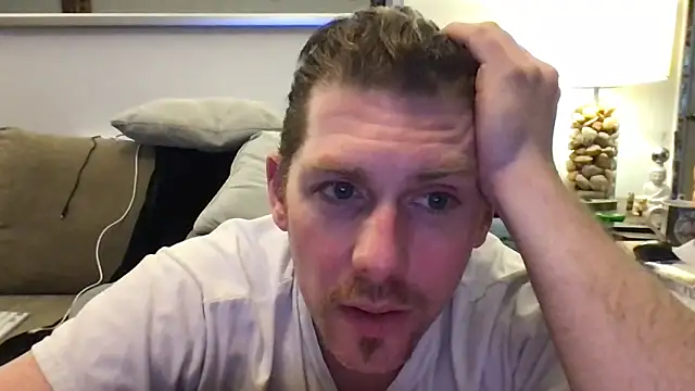 Snapshot of Rock_Pierce chatting on October 2025 10:18:01 PM Rock Pierce online show from October 2025 10:18:01 PM