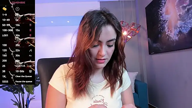 IsabellaaJoness online show from October 2025 01:00:01 PM