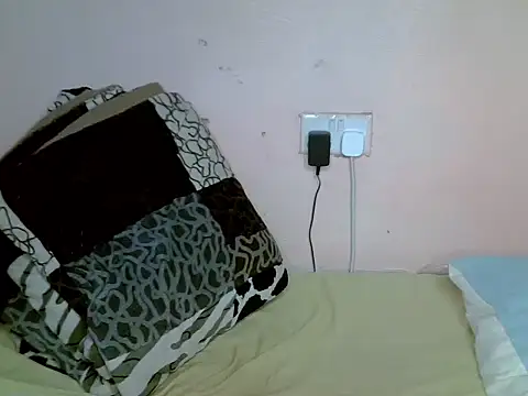 Snapshot of sweet_rozie chatting on October 2025 04:59:01 AM sweet rozie online show from October 2025 04:59:01 AM