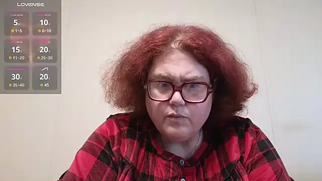 Snapshot of EmberCum chatting on December 2024 09:13:01 PM EmberCum online show from December 2024 09:13:01 PM