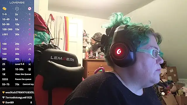 Snapshot of EmberCum chatting on October 2025 12:24:02 AM EmberCum online show from October 2025 12:24:02 AM