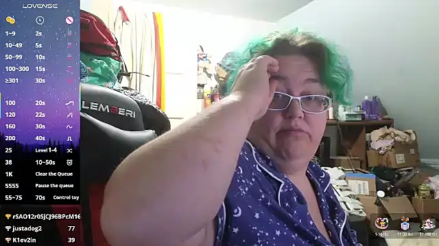 Snapshot of EmberCum chatting on October 2025 07:31:01 AM EmberCum online show from October 2025 07:31:01 AM