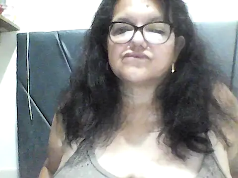 kassandra02 online show from October 2025 03:09:01 PM