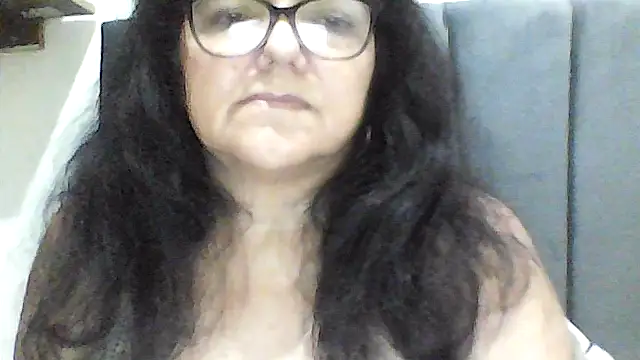 kassandra02 online show from October 2025 02:26:01 AM