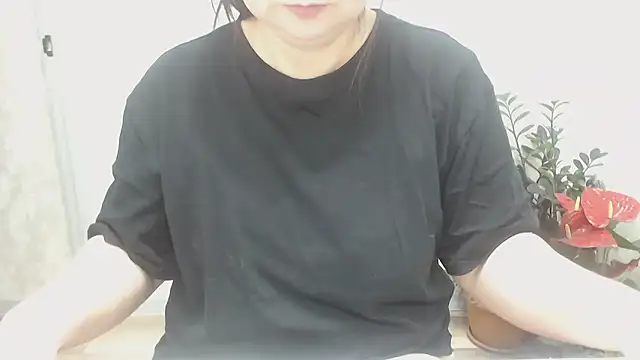 Snapshot of AsweetyAli chatting on March 2026 05:30:01 PM AsweetyAli online show from March 2026 05:30:01 PM