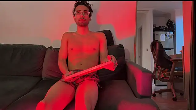 Redfloweer1 online show from November 2025 01:56:02 PM