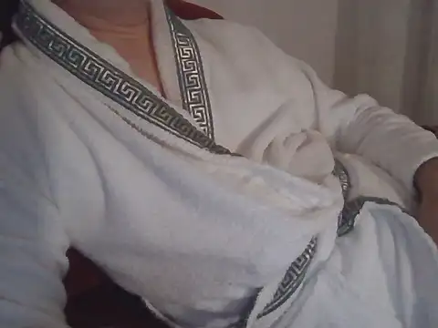 Snapshot of fikoivos chatting on December 2025 09:53:02 PM fikoivos online show from December 2025 09:53:02 PM