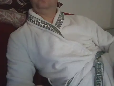 Snapshot of fikoivos chatting on December 2025 09:43:02 PM fikoivos online show from December 2025 09:43:02 PM