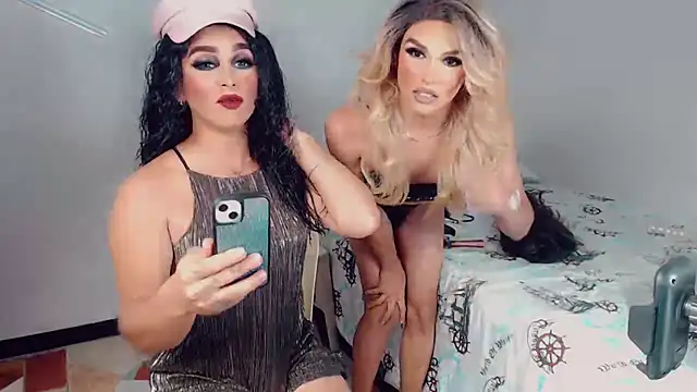 New Dolls online show from October 2025 11:43:01 PM