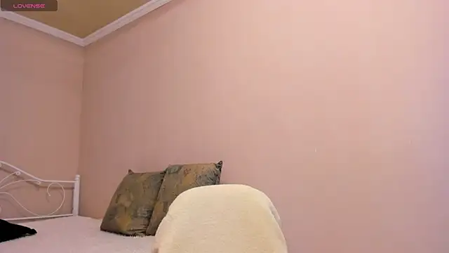 Snapshot of _cleopattra_ chatting on December 2024 08:14:02 AM cleopattra online show from December 2024 08:14:02 AM