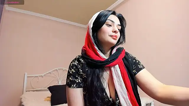 Snapshot of _cleopattra_ chatting on January 2025 06:35:01 PM cleopattra online show from January 2025 06:35:01 PM