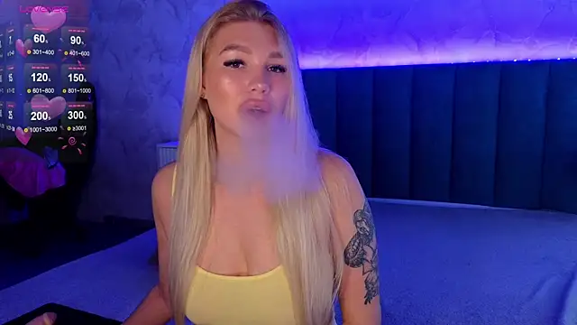 DreamPussyy online show from June 2026 06:15:01 AM