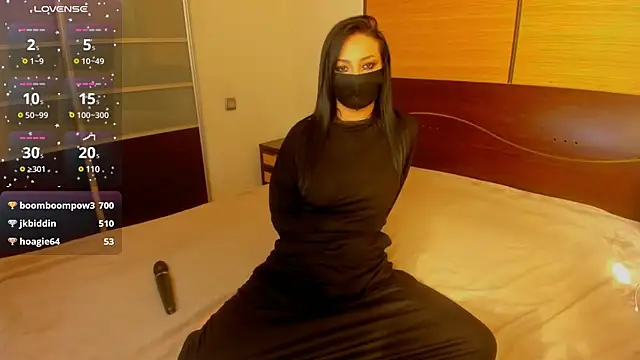 Snapshot of habibi_moon chatting on February 2025 08:25:02 AM habibi moon online show from February 2025 08:25:02 AM