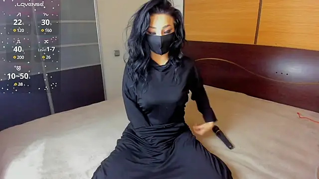 Snapshot of habibi_moon chatting on February 2025 02:20:01 AM habibi moon online show from February 2025 02:20:01 AM