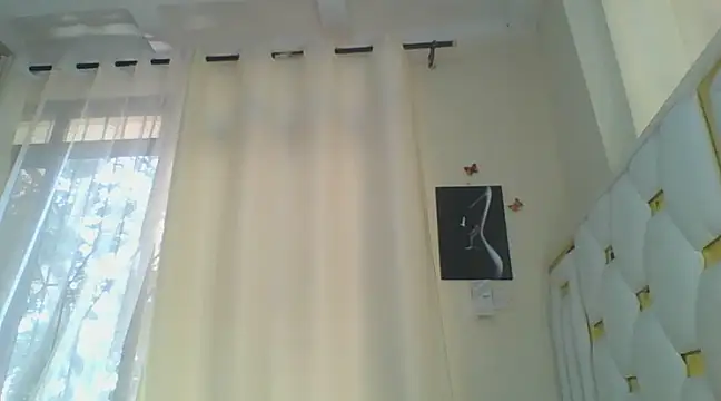 Snapshot of sweetlove05 chatting on February 2025 10:40:02 AM sweetlove05 online show from February 2025 10:40:02 AM