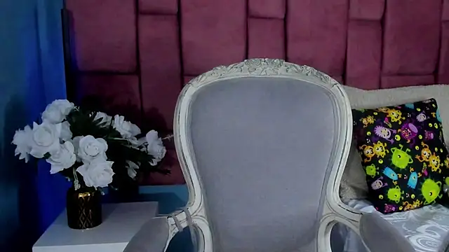 NinaInk online show from January 2025 12:05:02 PM