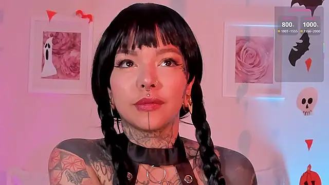 NinaInk online show from October 2025 04:07:01 PM