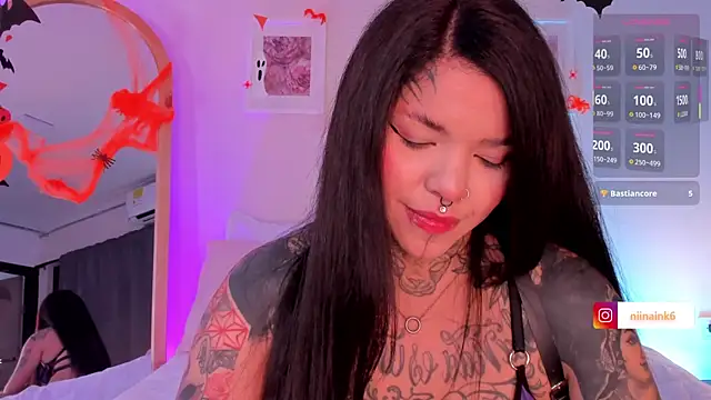 NinaInk online show from October 2025 12:04:02 PM