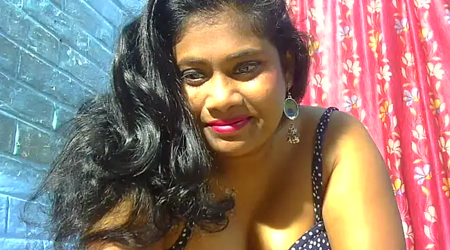 sexy roma online show from December 2024 03:22:01 PM