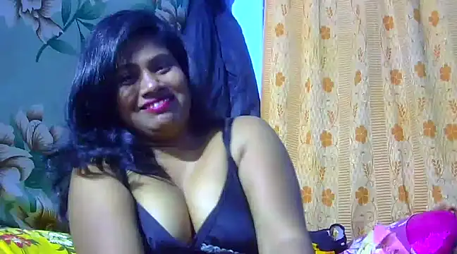 sexy roma online show from February 2025 06:41:02 PM