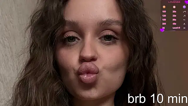 Snapshot of Katy_perry_ chatting on April 2026 02:24:02 AM Katy perry online show from April 2026 02:24:02 AM