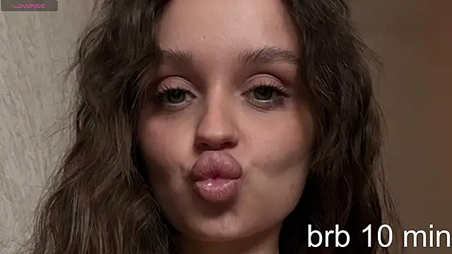 Snapshot of Katy_perry_ chatting on May 2026 10:10:01 AM Katy perry online show from May 2026 10:10:01 AM