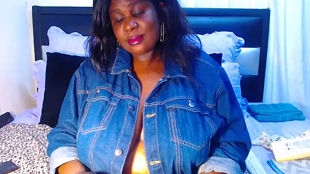 Snapshot of DARKBUSTY030 chatting on March 2026 06:03:02 PM DARKBUSTY030 online show from March 2026 06:03:02 PM