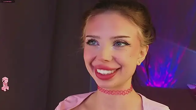Snapshot of Jessie_Johns chatting on April 2026 06:34:01 PM Jessie Johns online show from April 2026 06:34:01 PM