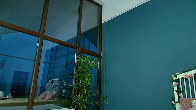 Snapshot of AlicePirs chatting on November 2025 05:18:02 AM AlicePirs online show from November 2025 05:18:02 AM