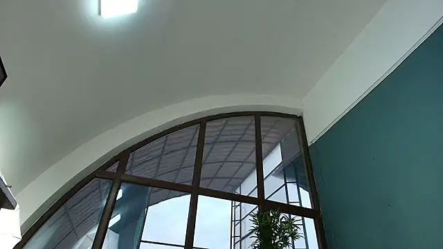 Snapshot of AlicePirs chatting on March 2026 05:12:01 AM AlicePirs online show from March 2026 05:12:01 AM