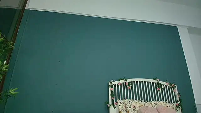 Snapshot of AlicePirs chatting on March 2026 04:02:02 AM AlicePirs online show from March 2026 04:02:02 AM