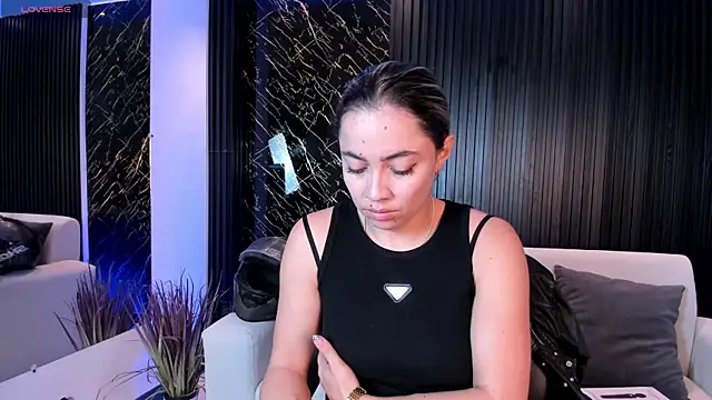 Alessia Taylorr online show from October 2025 11:54:01 AM