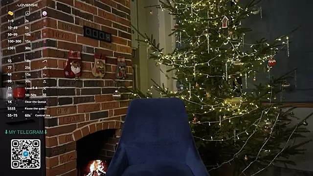 Snapshot of GlamourNova chatting on December 2024 07:13:02 PM GlamourNova online show from December 2024 07:13:02 PM