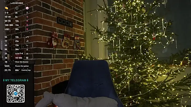 Snapshot of GlamourNova chatting on December 2024 09:26:02 PM GlamourNova online show from December 2024 09:26:02 PM