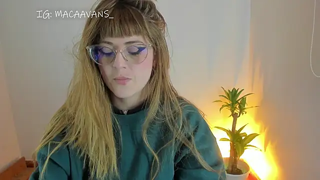 Snapshot of tekila__ chatting on February 2026 10:55:01 PM tekila online show from February 2026 10:55:01 PM