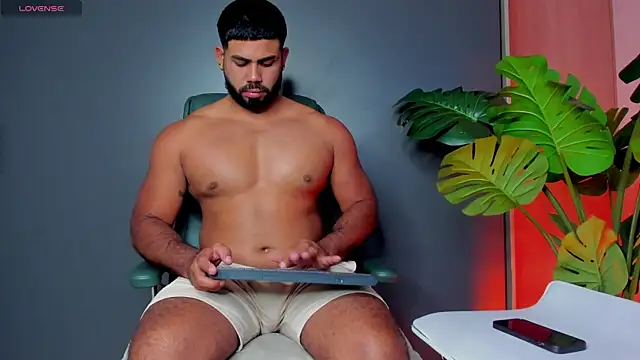 noah crux online show from May 2026 02:27:02 AM