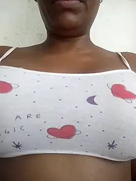 Snapshot of Camille_rose_ chatting on August 2026 07:46:02 PM Camille rose online show from August 2026 07:46:02 PM