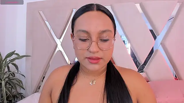 ellamontoya online show from March 2026 12:10:02 PM