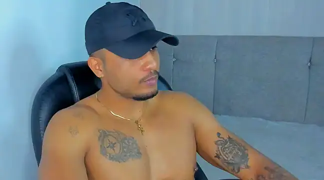 Mateo Reales online show from March 2025 08:59:01 AM